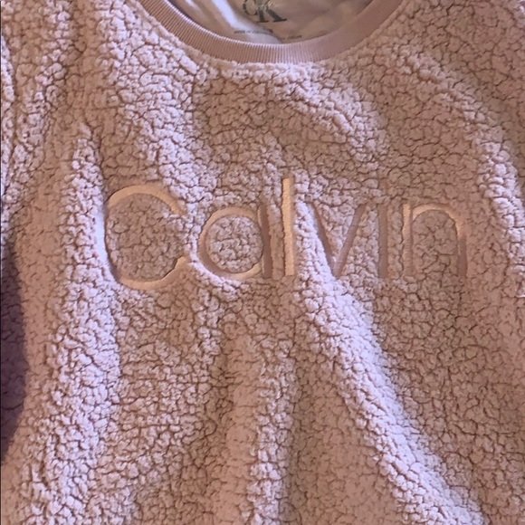 Calvin Klein Pink Sweater - Picture 2 of 4